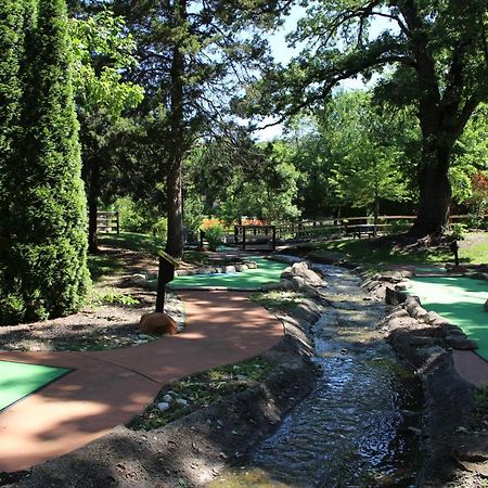 Grand Bear Resort At Starved Rock Utica Εξωτερικό φωτογραφία